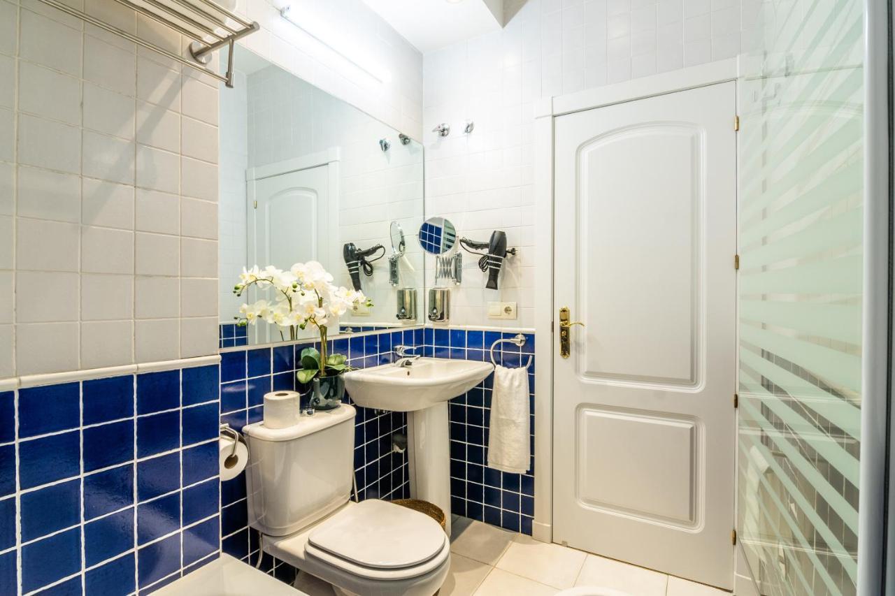 Tuguest Isabel La Catolica Apartment Granada Ngoại thất bức ảnh